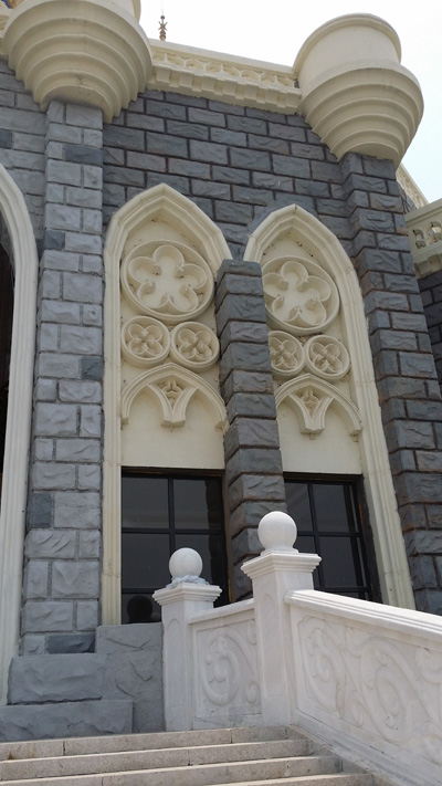 濟南泉城歐樂堡（GRC浮雕天鵝堡）